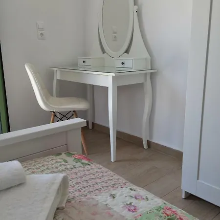 Peter's Cottage, Near Fiscardo, Kefalonia